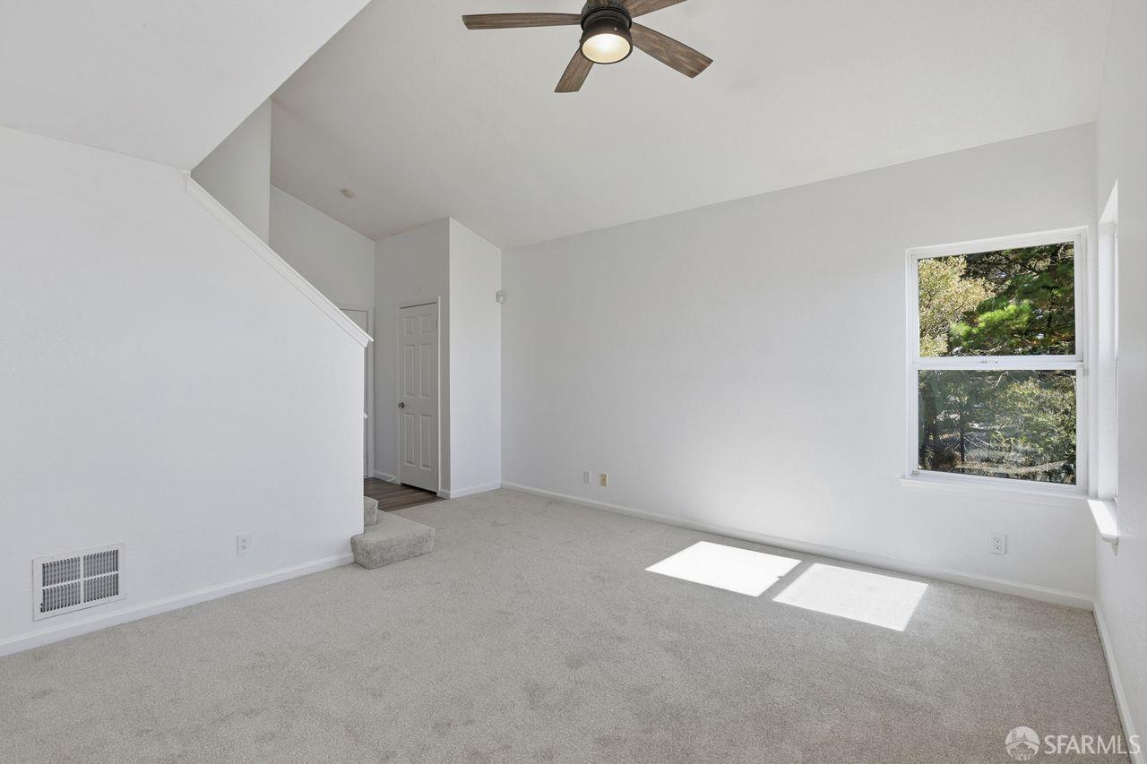 59 Kiska Rd