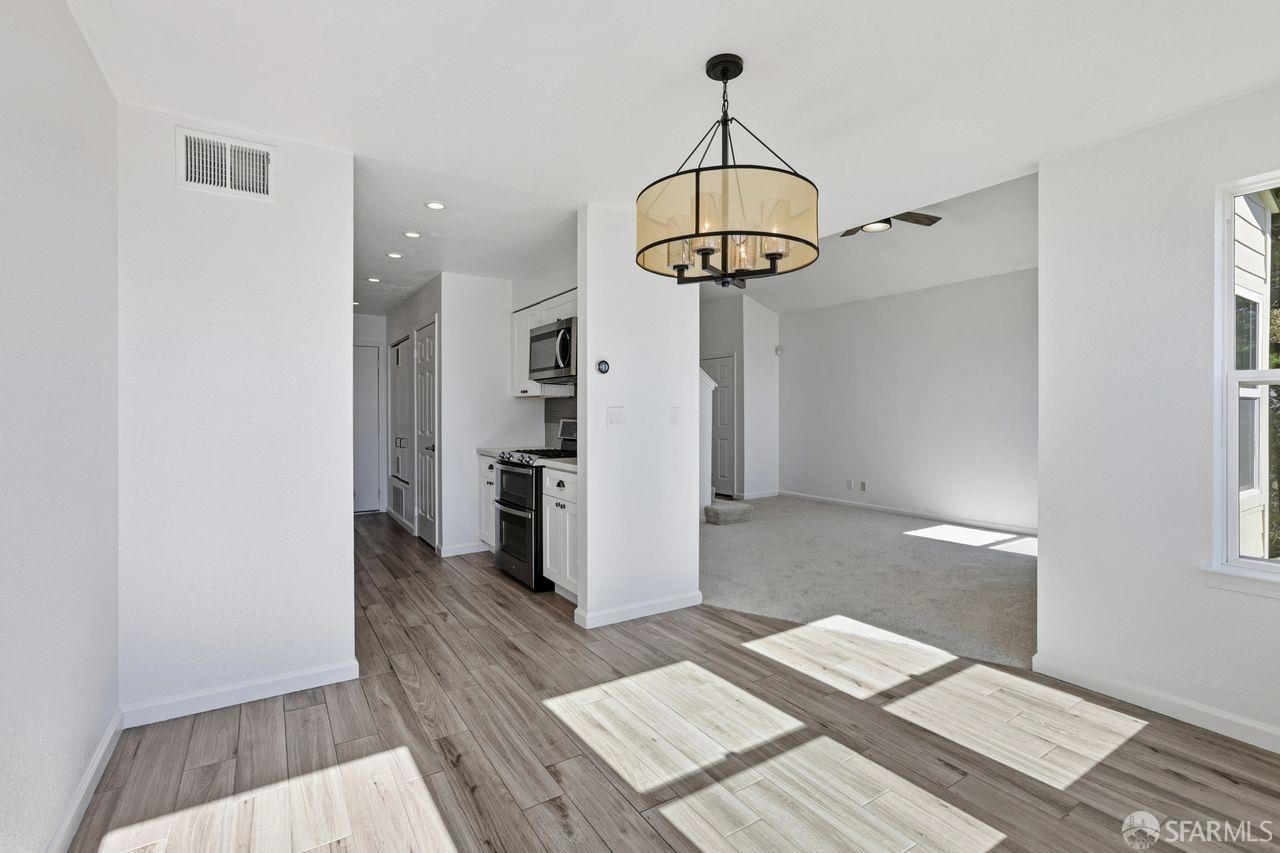59 Kiska Rd
