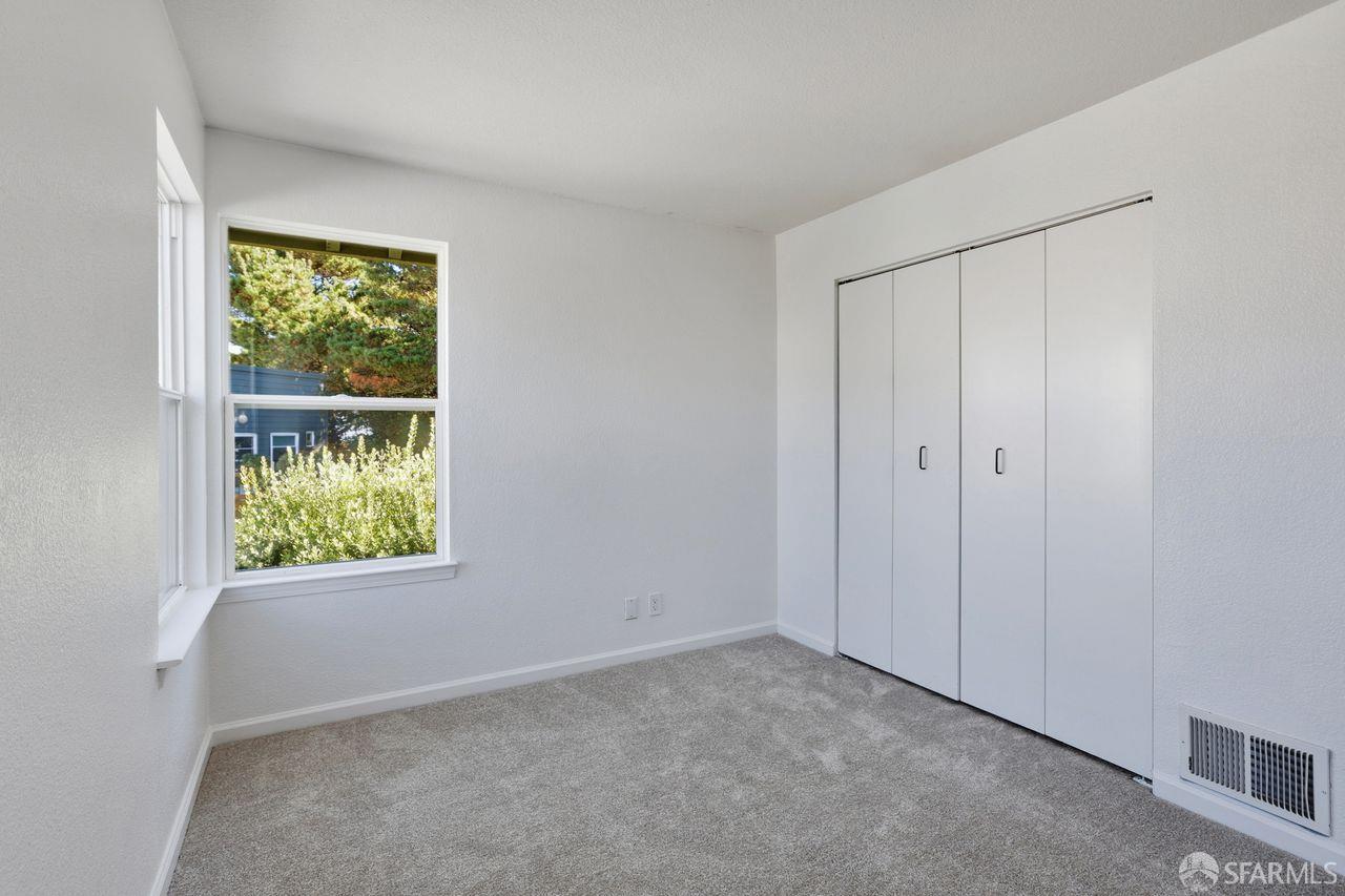 59 Kiska Rd