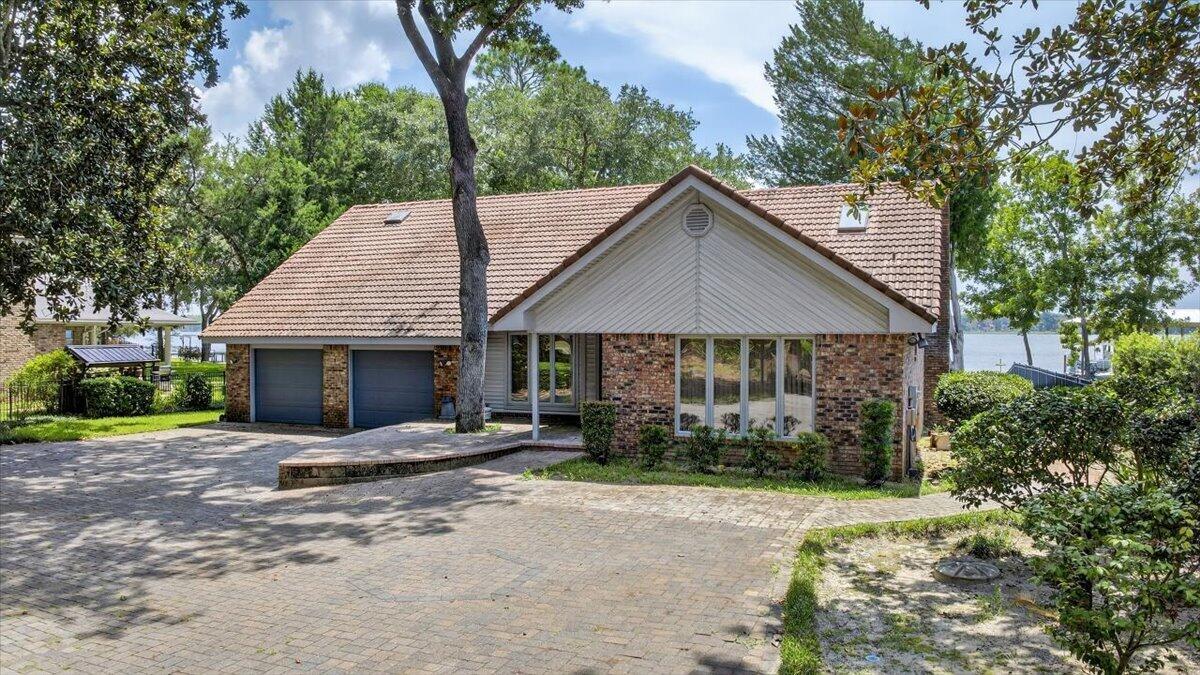 108 Bahia Vista Drive