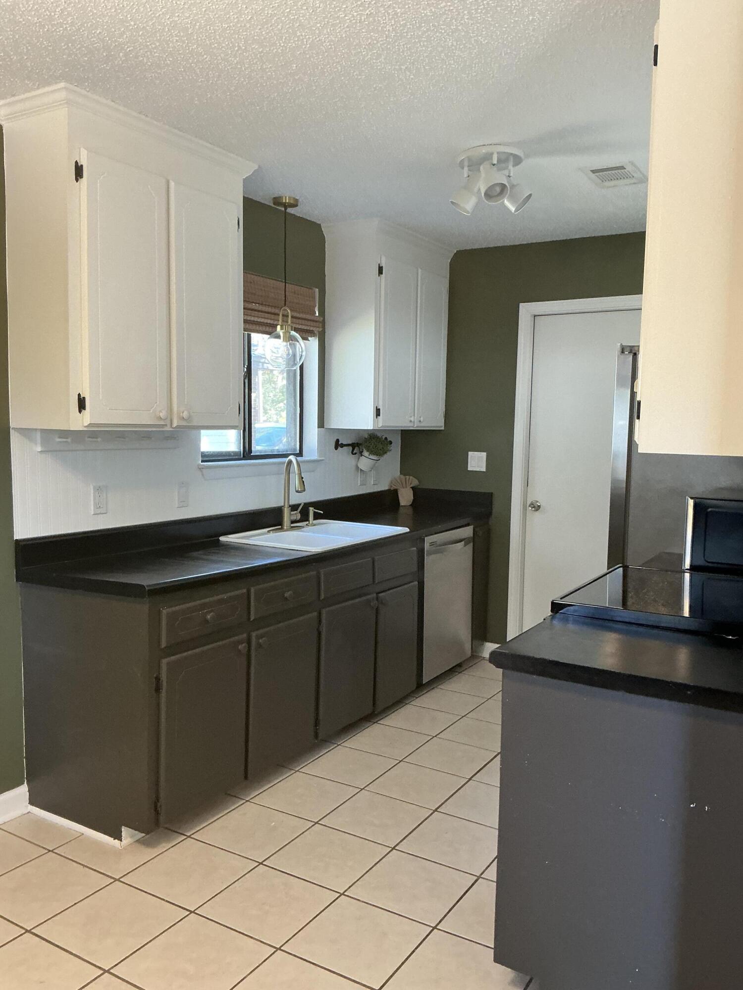 309 Goldenrod Court