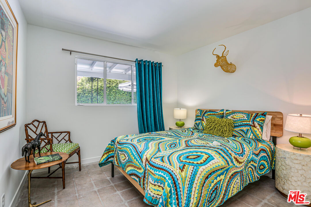 459 E Avenida Olancha Unit: 2