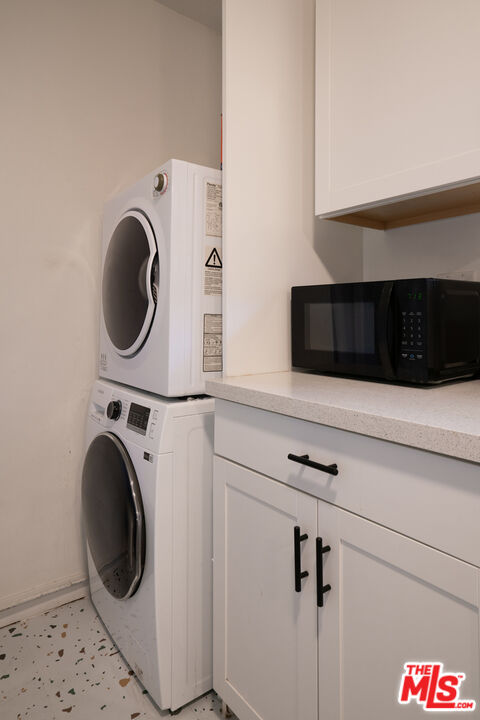 459 E Avenida Olancha Unit: 2