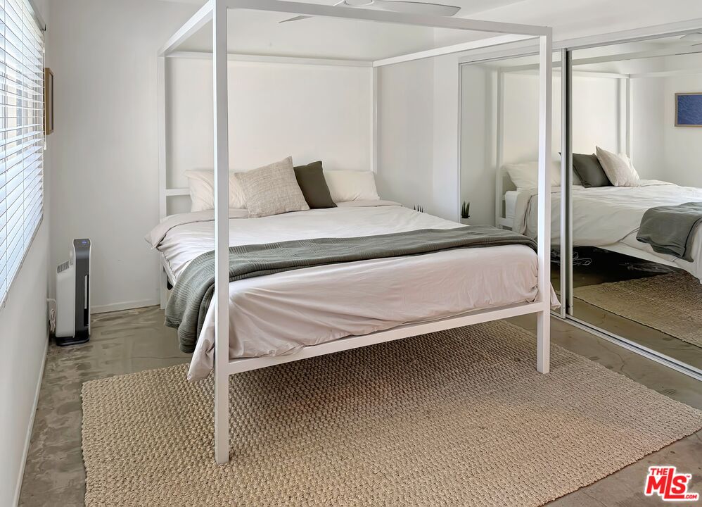 68125 Valley Vista Dr