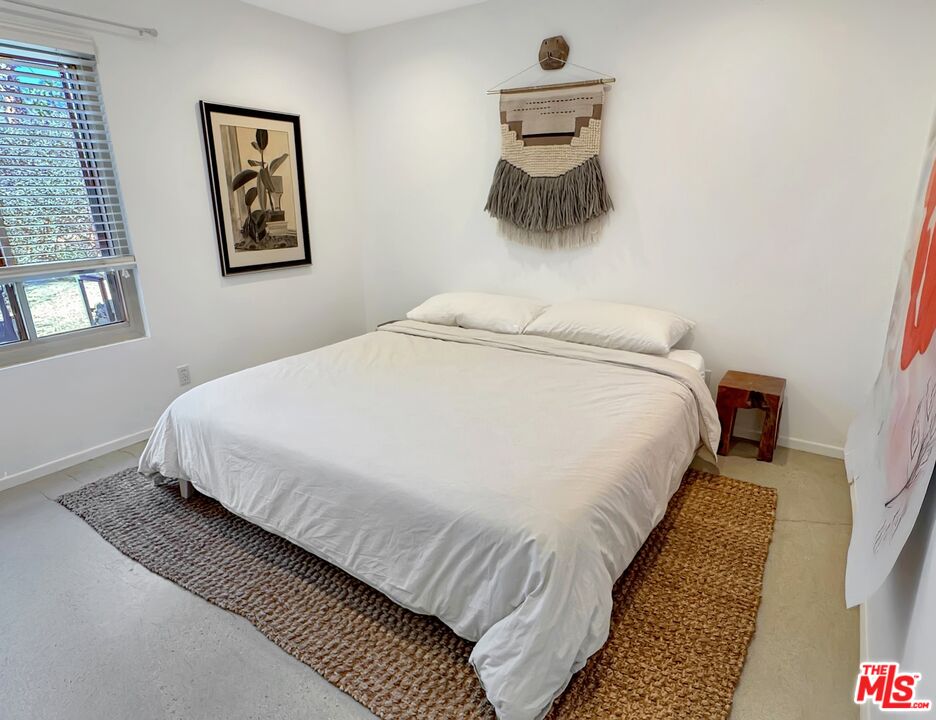 68125 Valley Vista Dr