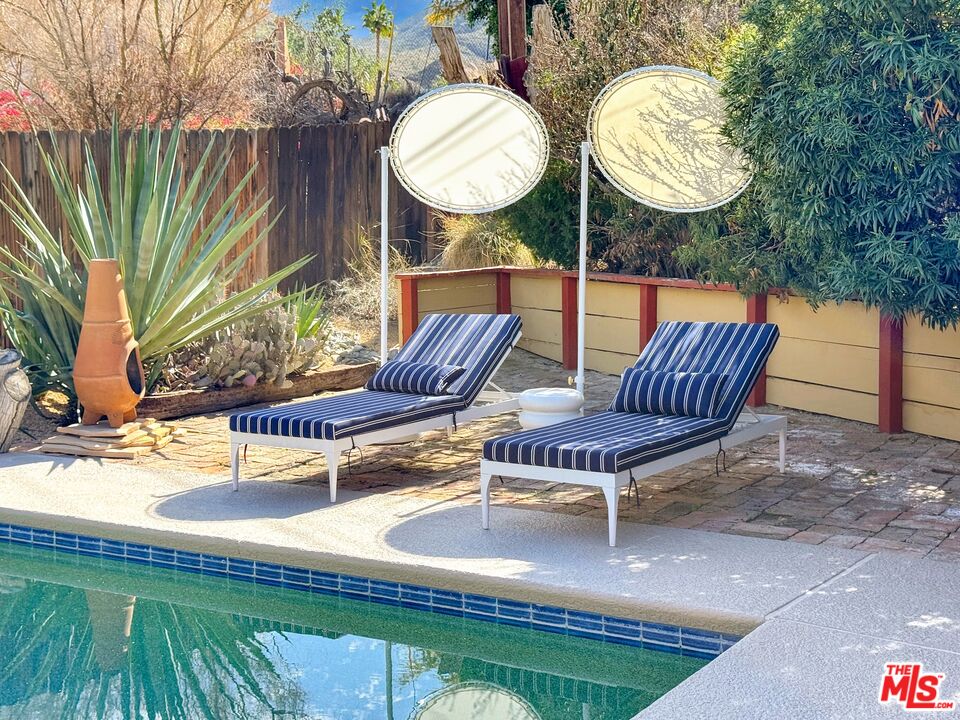 68125 Valley Vista Dr