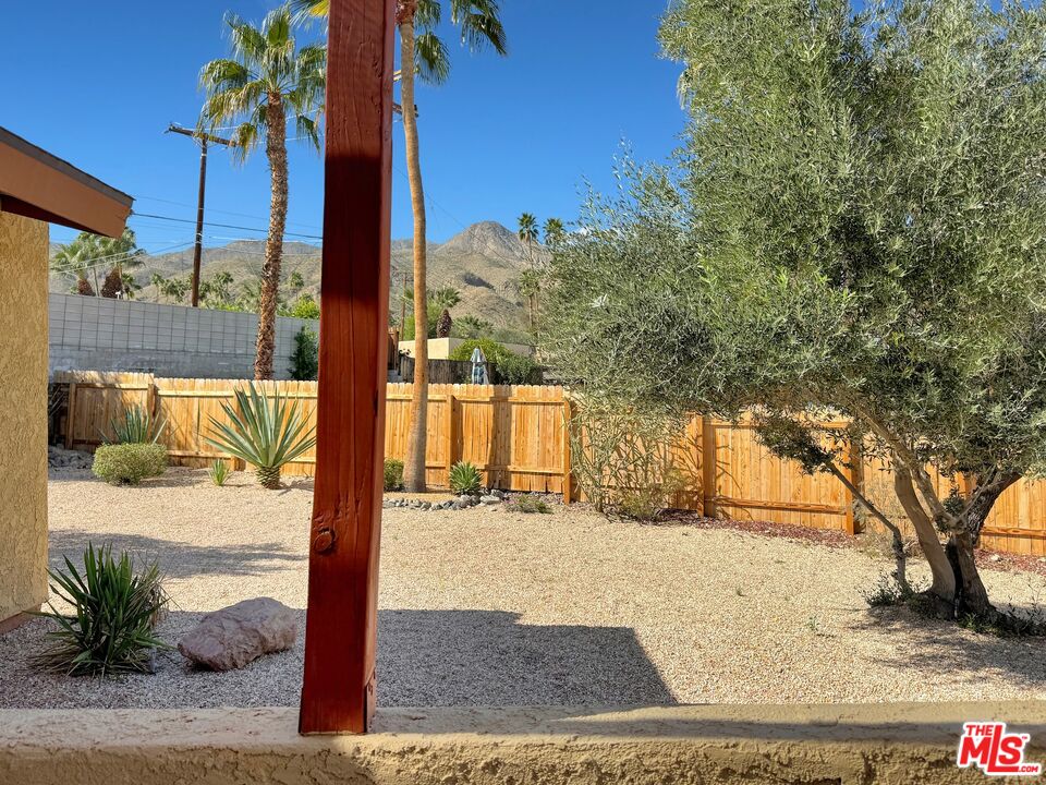 68125 Valley Vista Dr