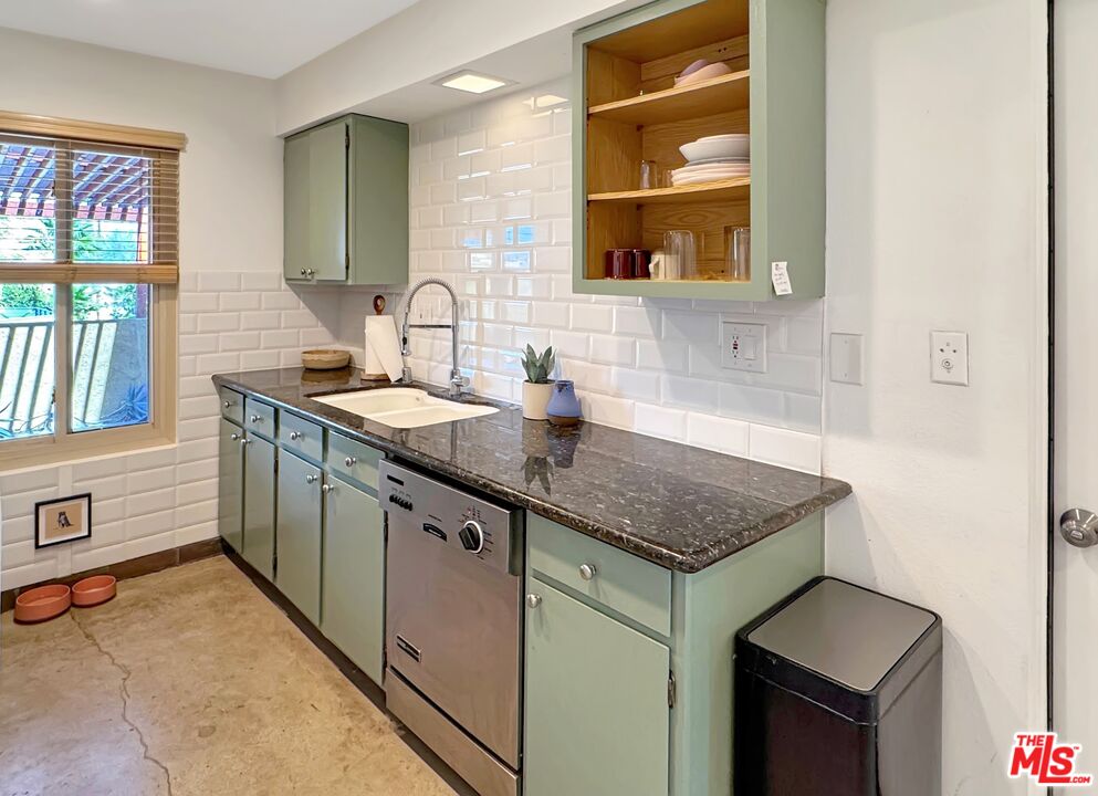 68125 Valley Vista Dr