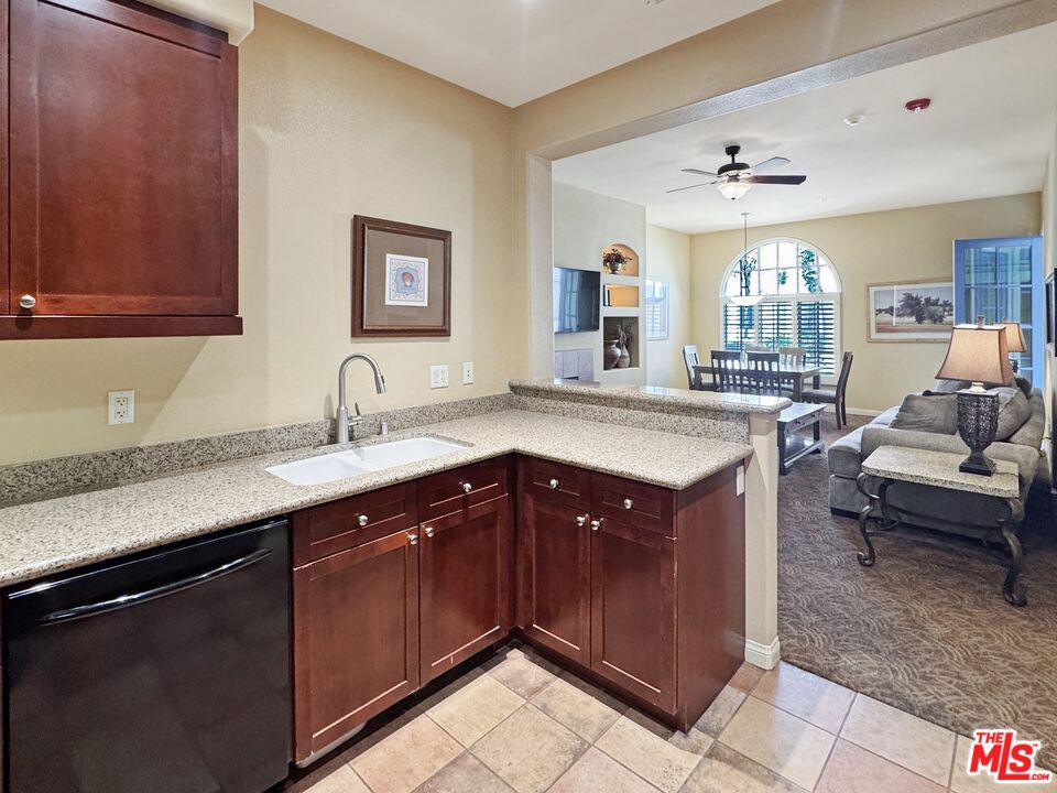 48672 Legacy Dr