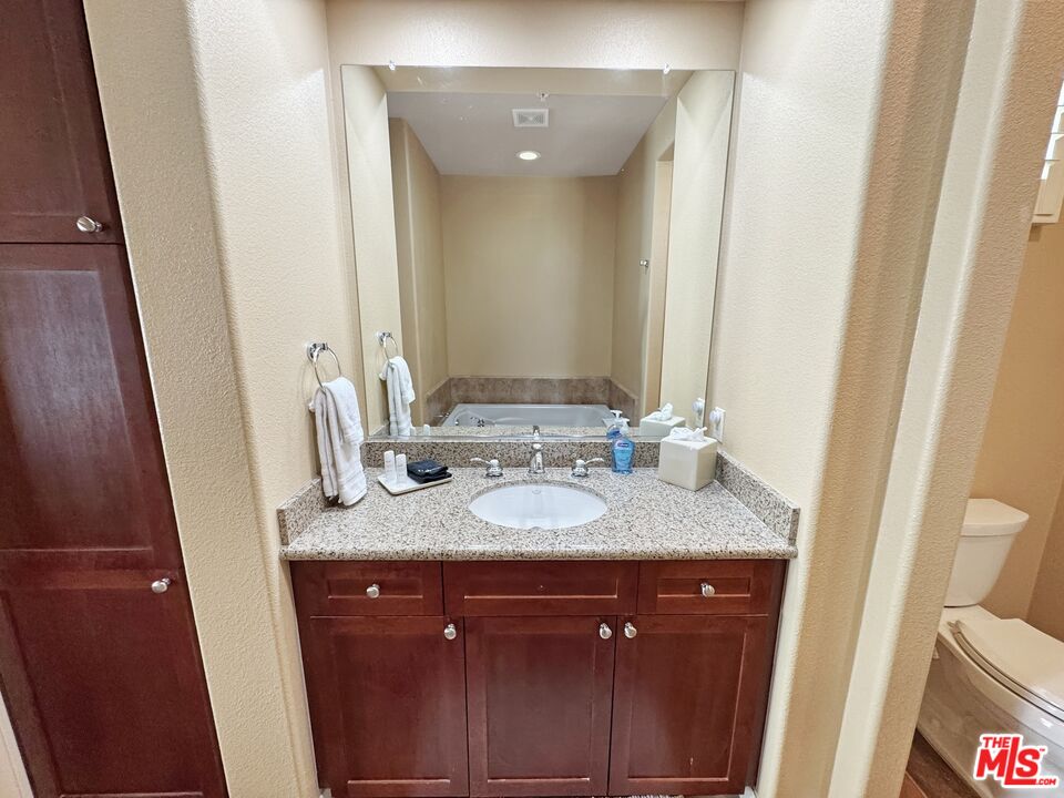 48696 Legacy Dr