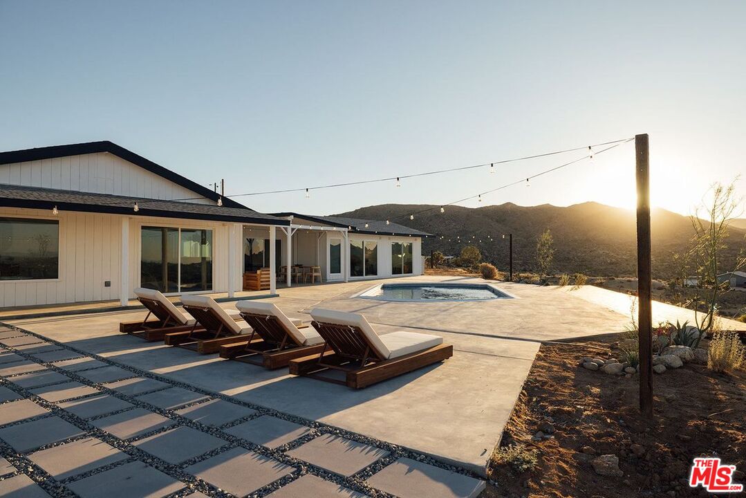 55522 Chaparral Rd