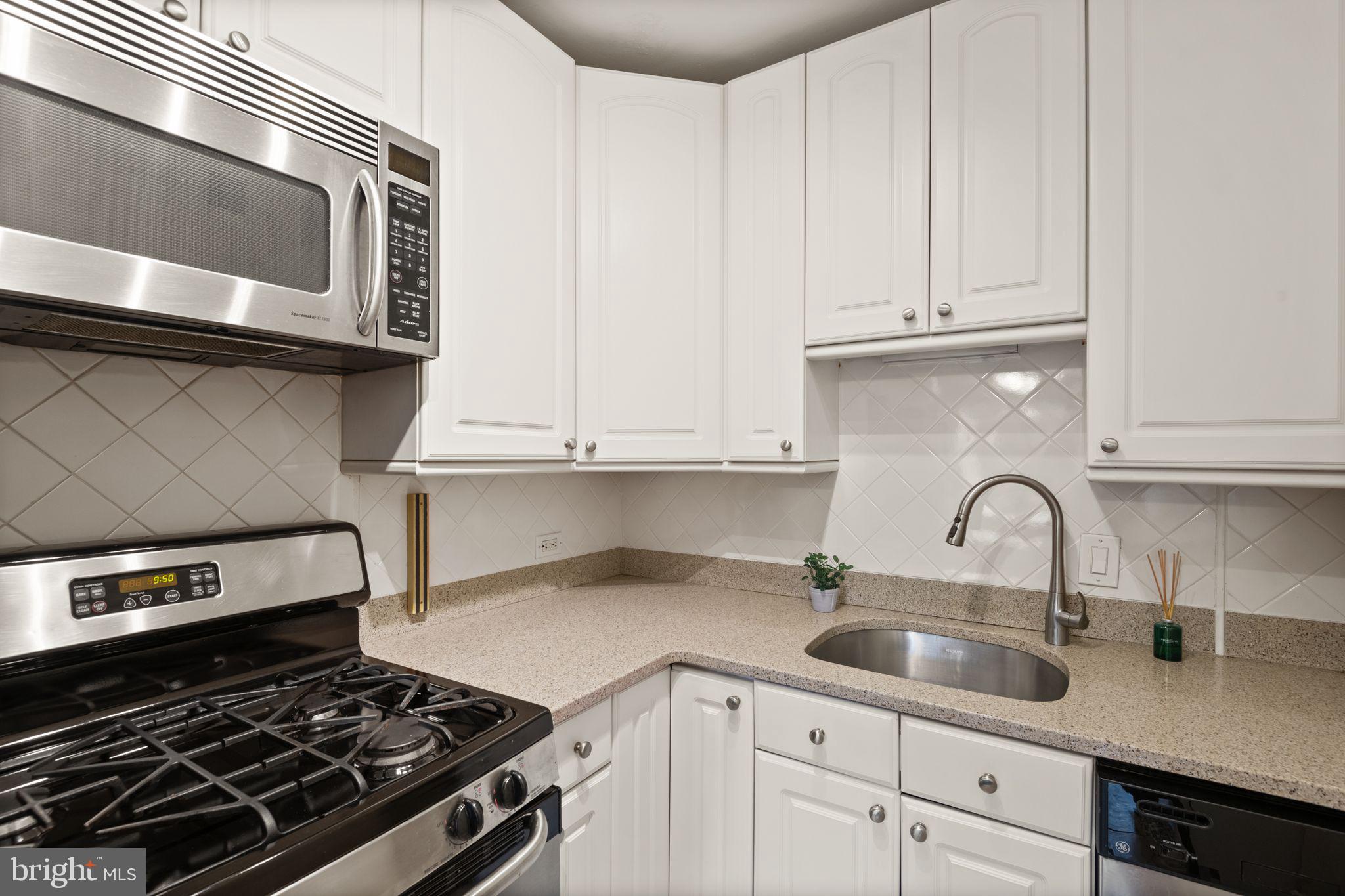 3000 Spout Run Pkwy #B502