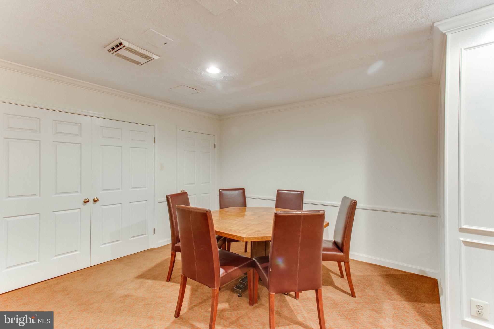 3000 Spout Run Pkwy #B502