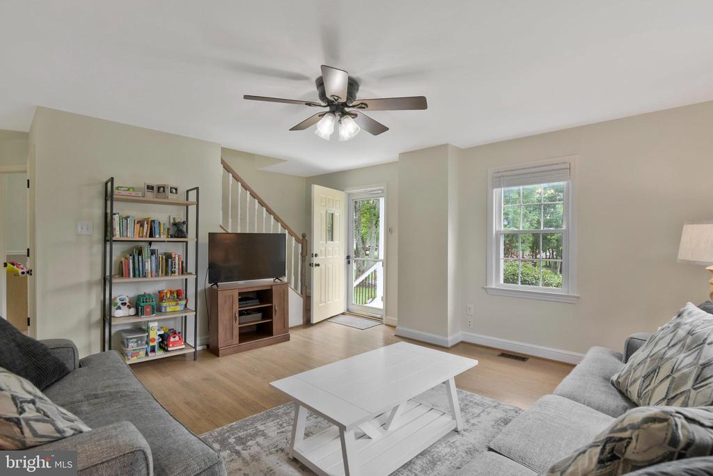 7308 Bunker Hill Rd