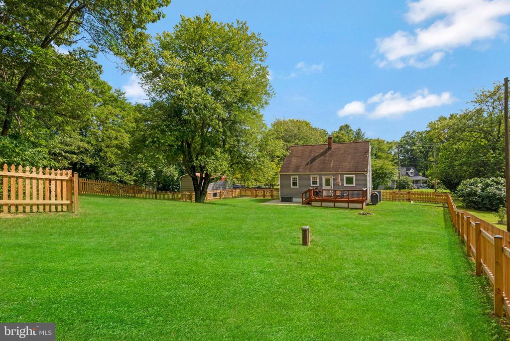 7308 Bunker Hill Rd