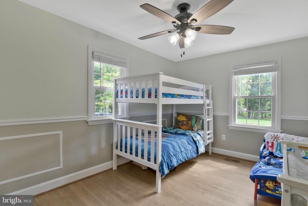 7308 Bunker Hill Rd