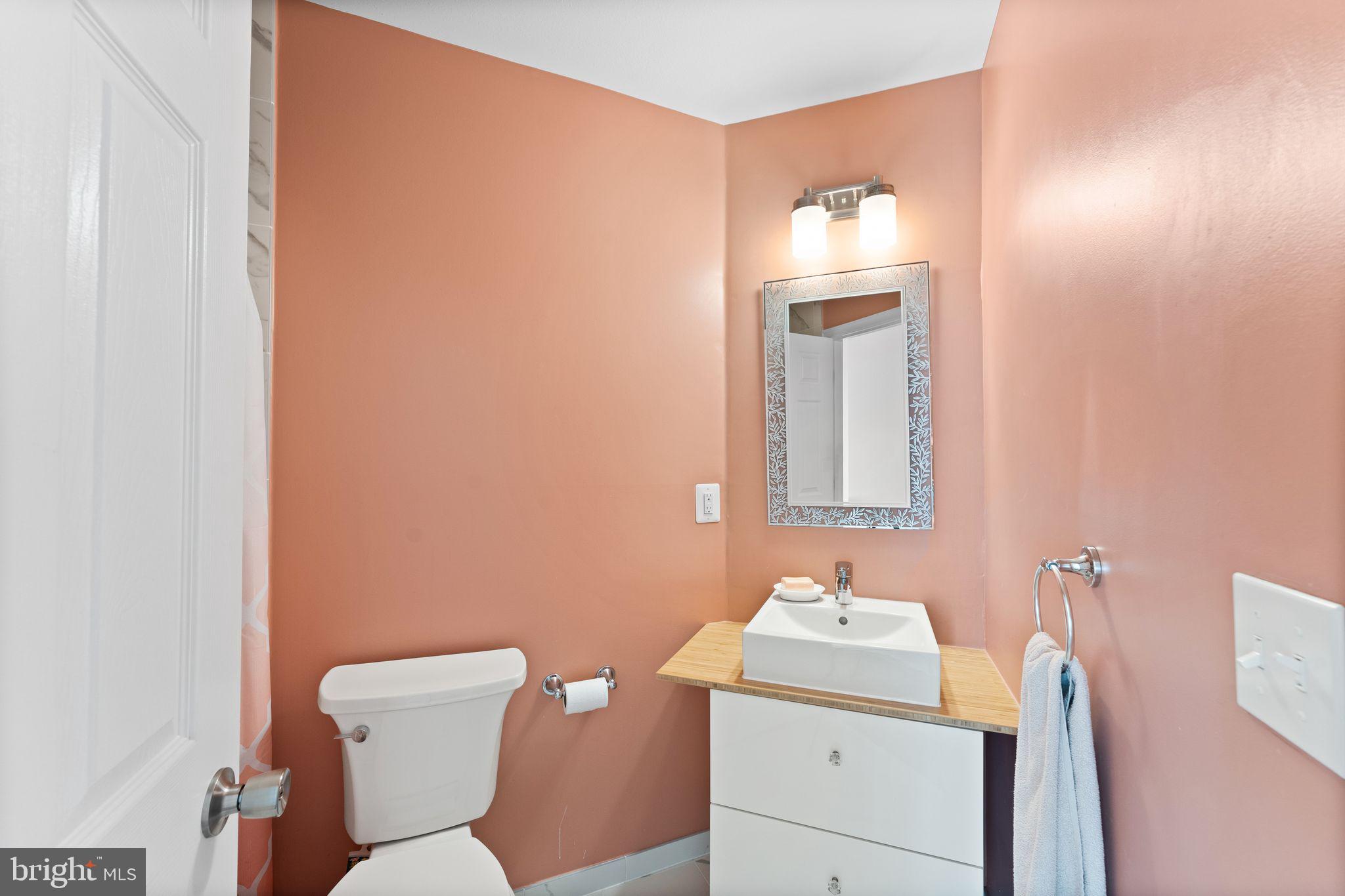 4094 Fountainside Ln