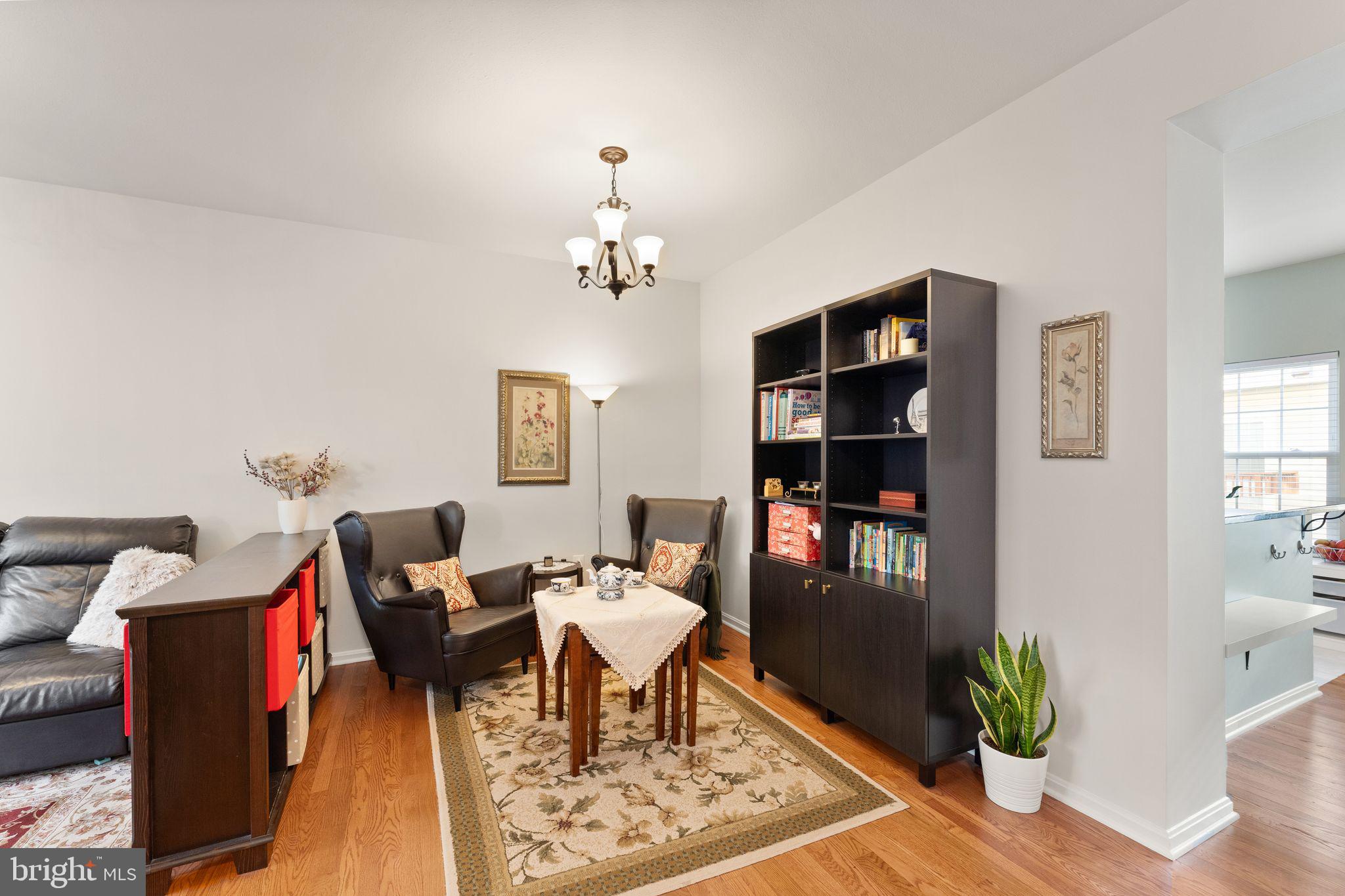 4094 Fountainside Ln