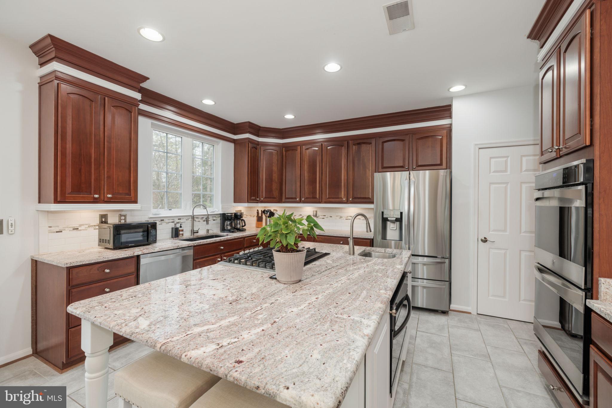 7226 Lyndam Hill Cir