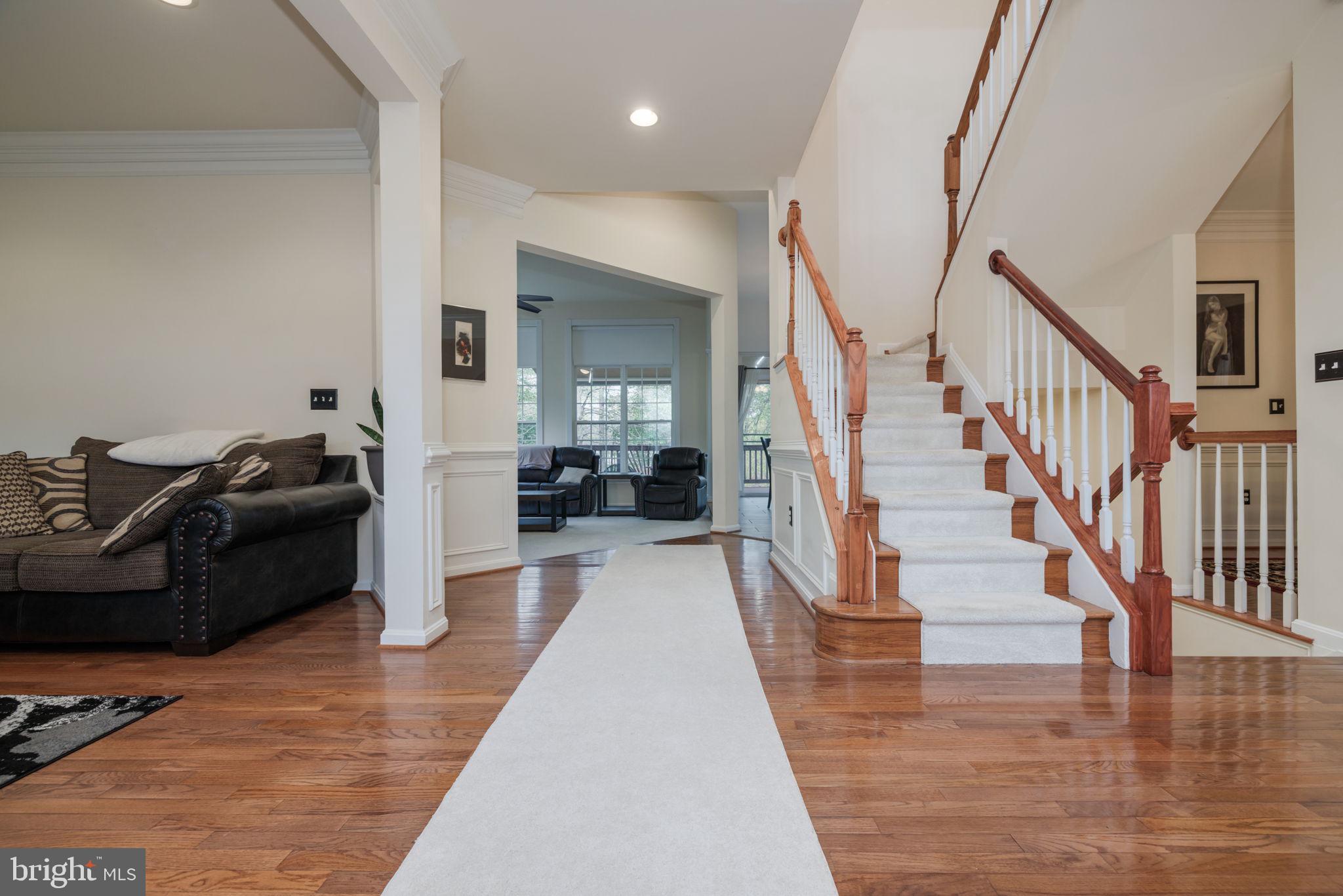 7226 Lyndam Hill Cir