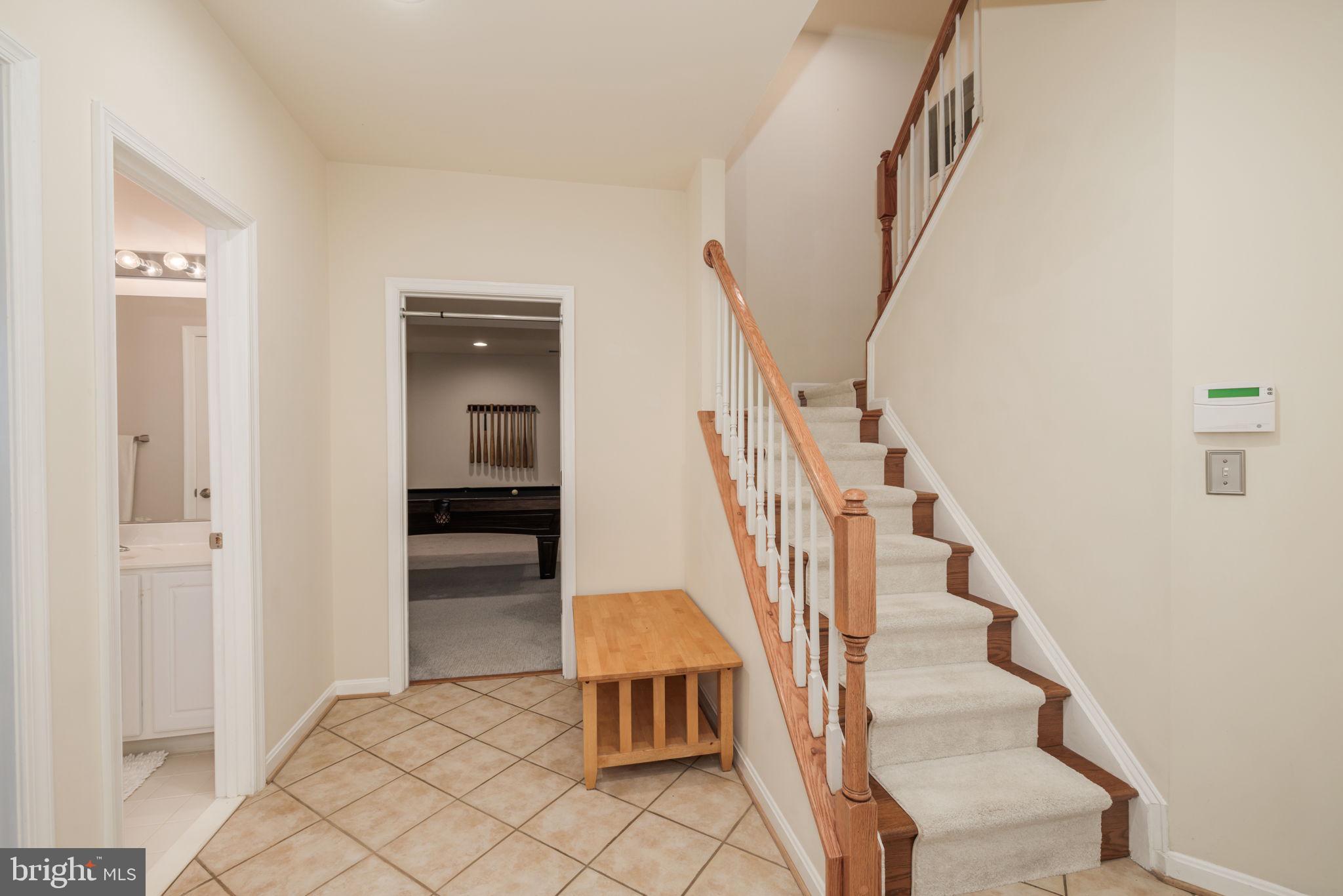 7226 Lyndam Hill Cir