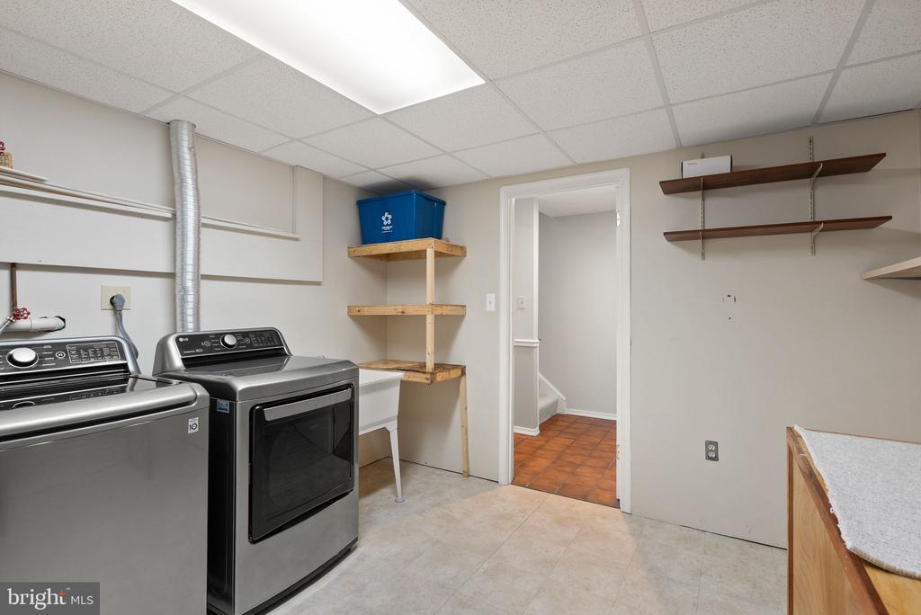 9882 High Water Ct