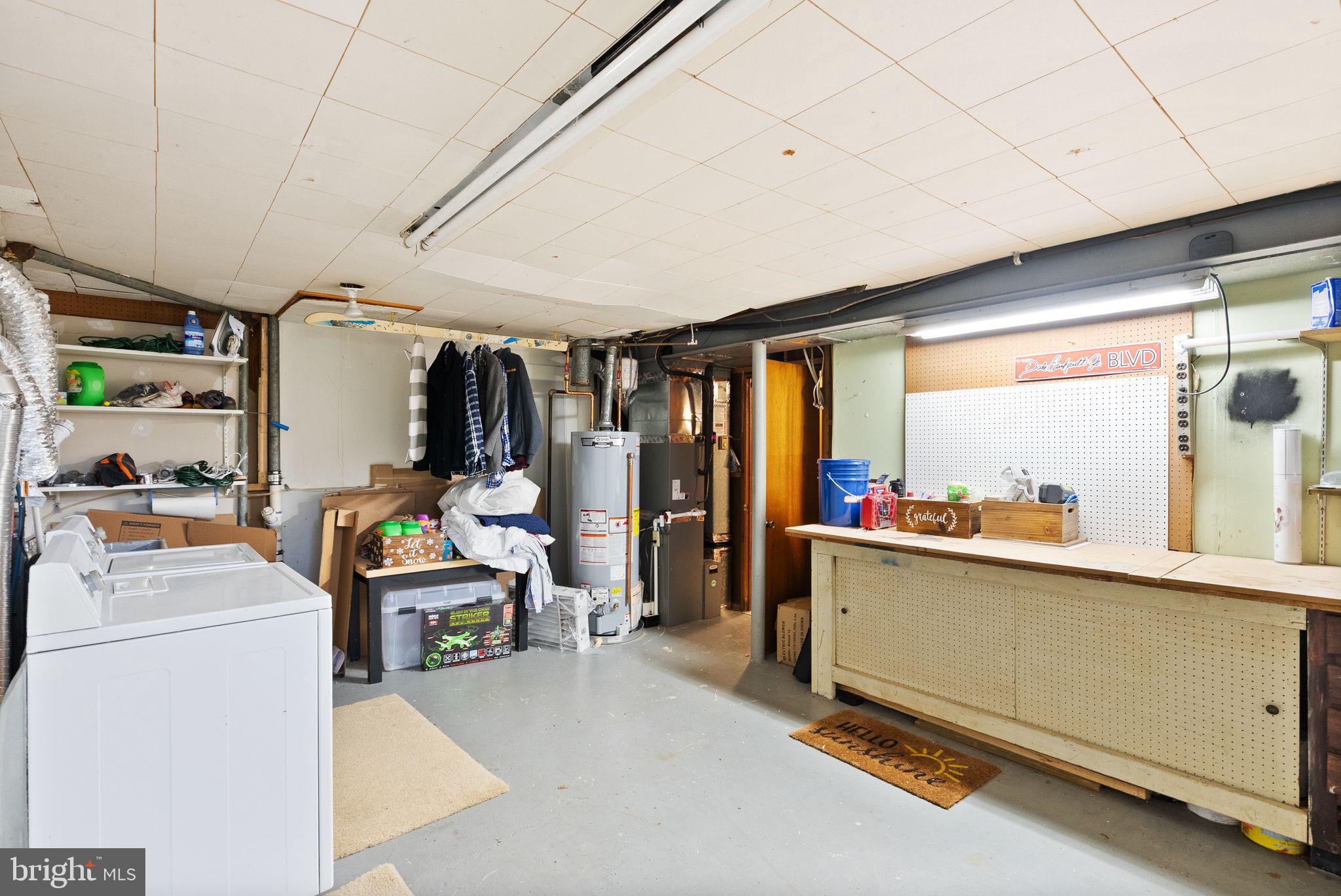 1412 PATRICK CIRCLE SW