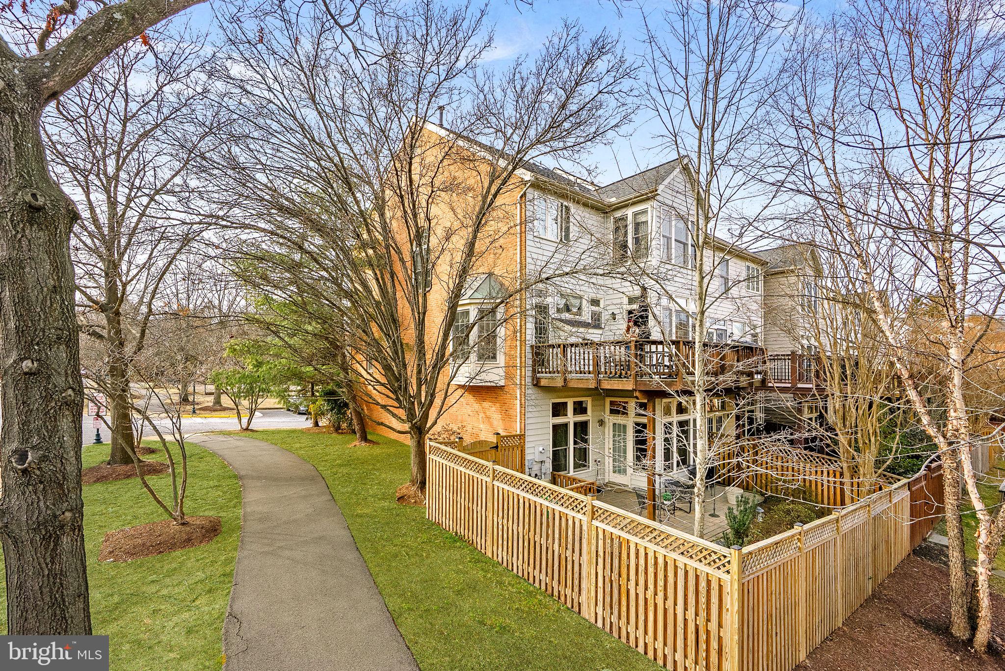 1795 BRENTRIDGE STREET