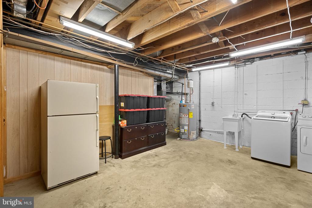 7408 MASONVILLE DRIVE
