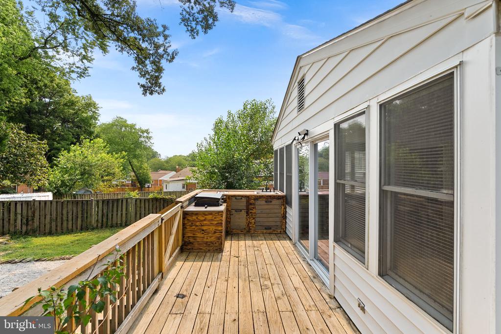7408 MASONVILLE DRIVE