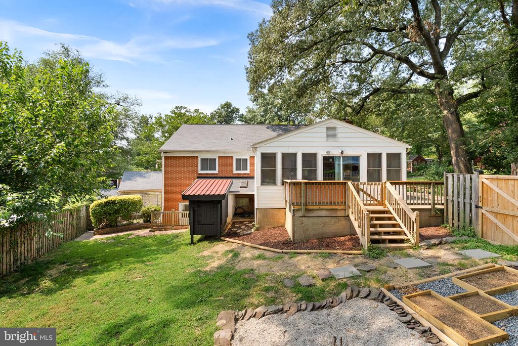 7408 MASONVILLE DRIVE