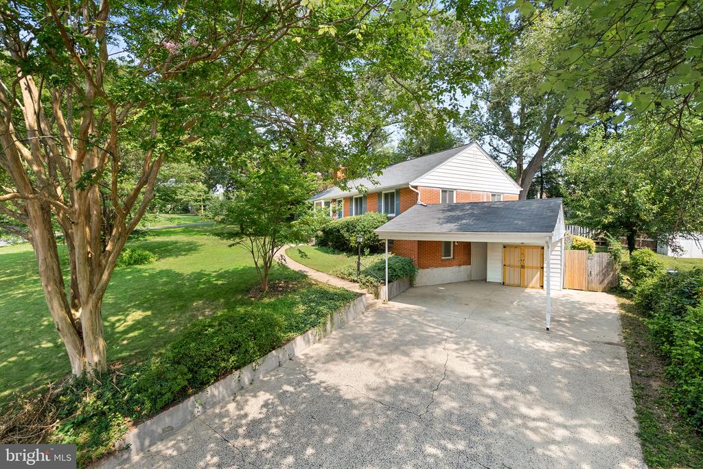 7408 MASONVILLE DRIVE