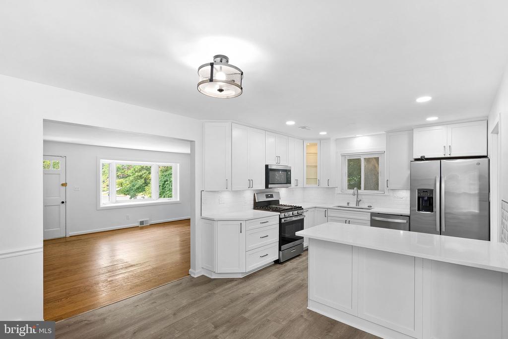 7408 MASONVILLE DRIVE