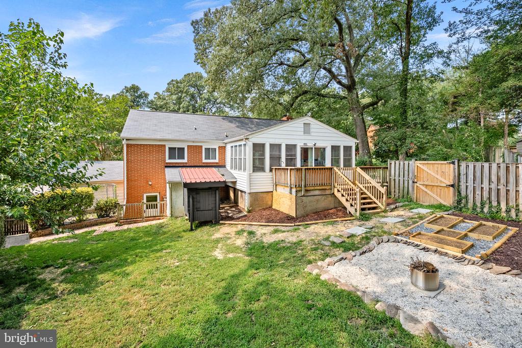 7408 MASONVILLE DRIVE