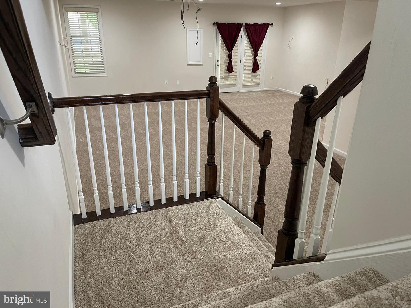 42841 Edgegrove Heights Ter