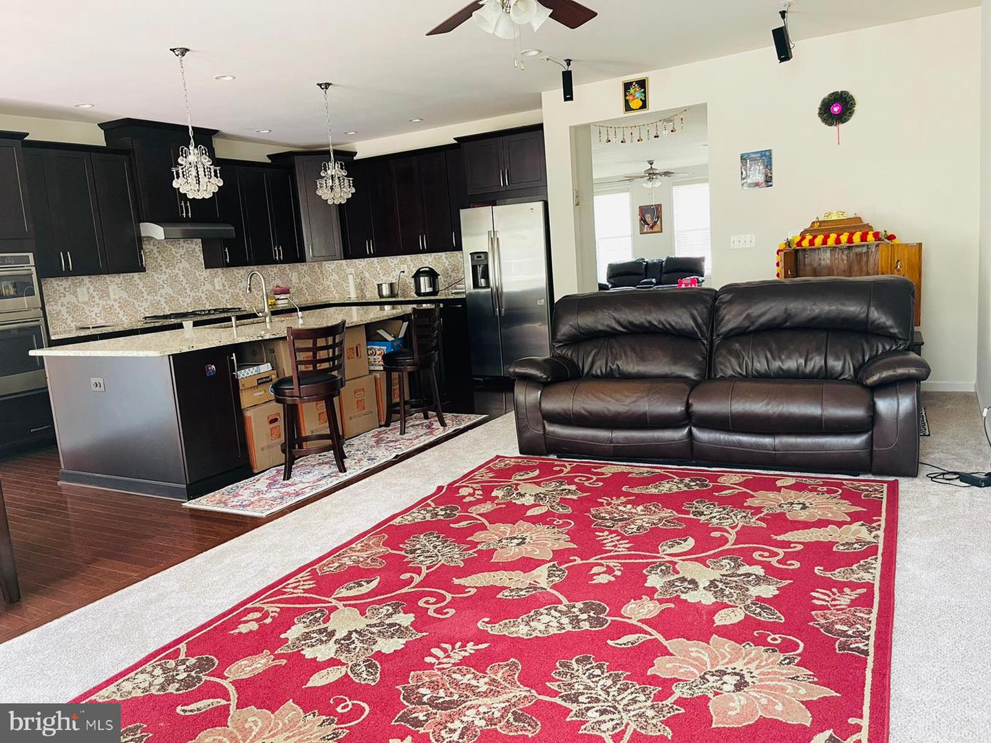 42841 Edgegrove Heights Ter