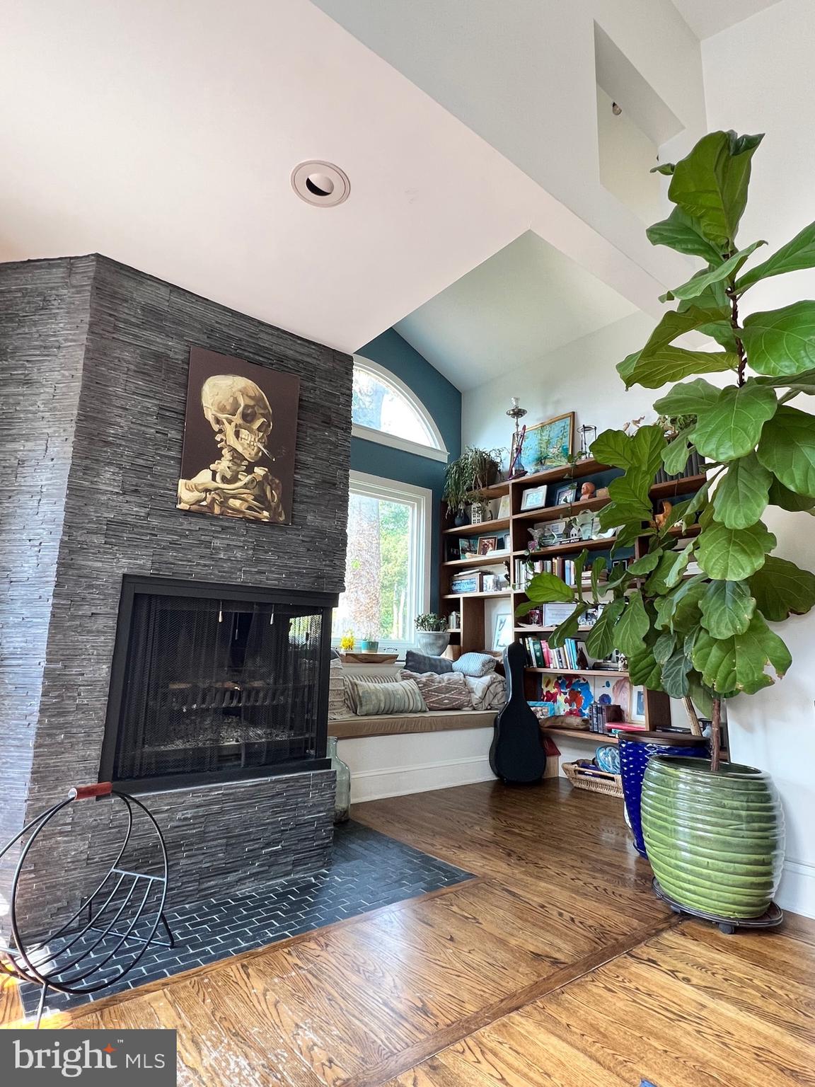 19386 Youngs Cliff Rd