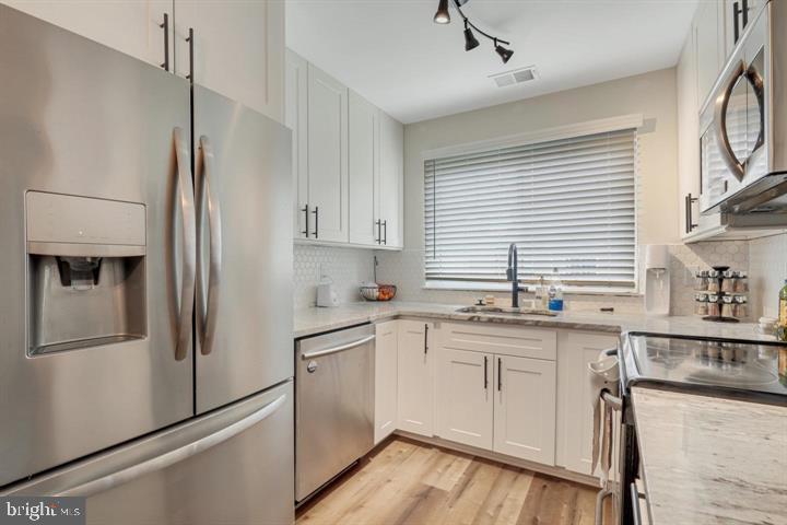 1121 Huntmaster Ter NE #301