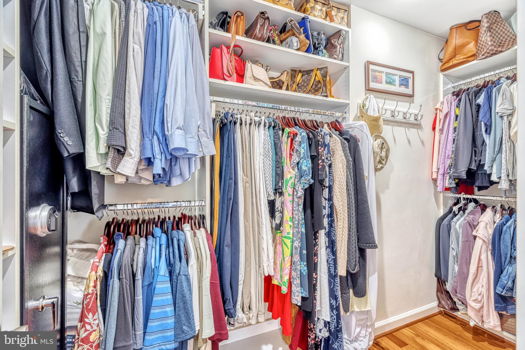 20873 Great Falls Forest Dr