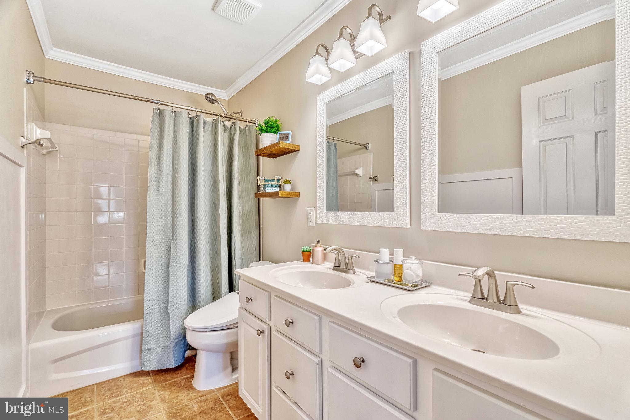 20873 Great Falls Forest Dr