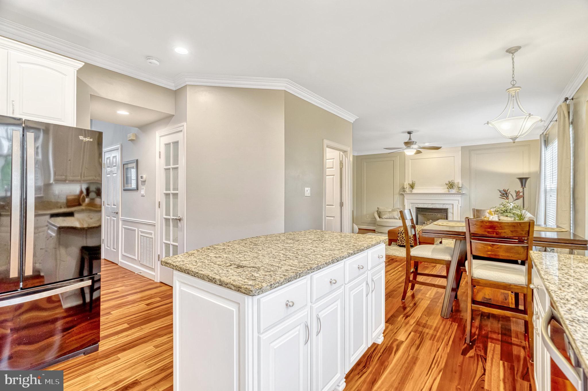 20873 Great Falls Forest Dr