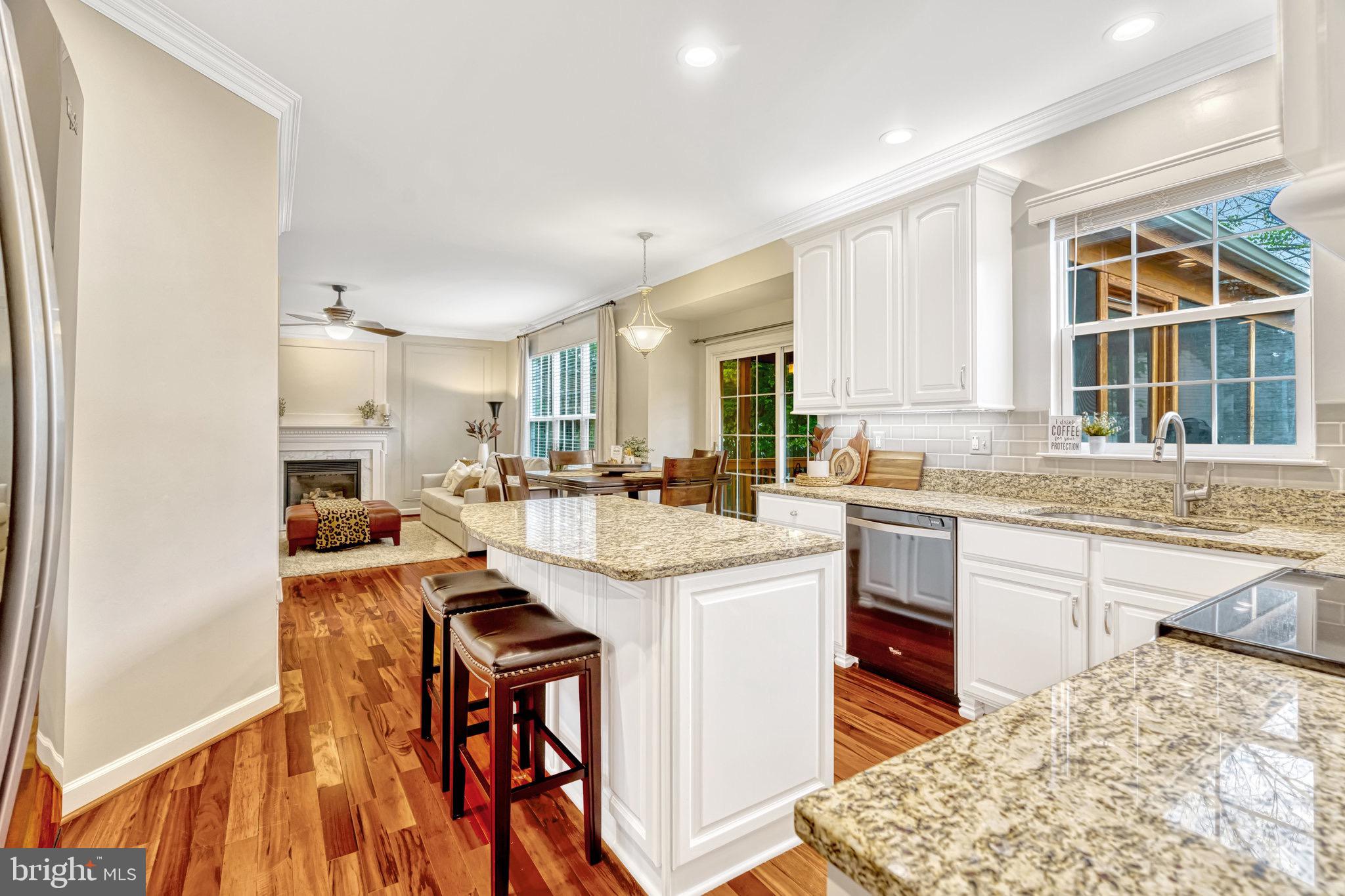 20873 Great Falls Forest Dr