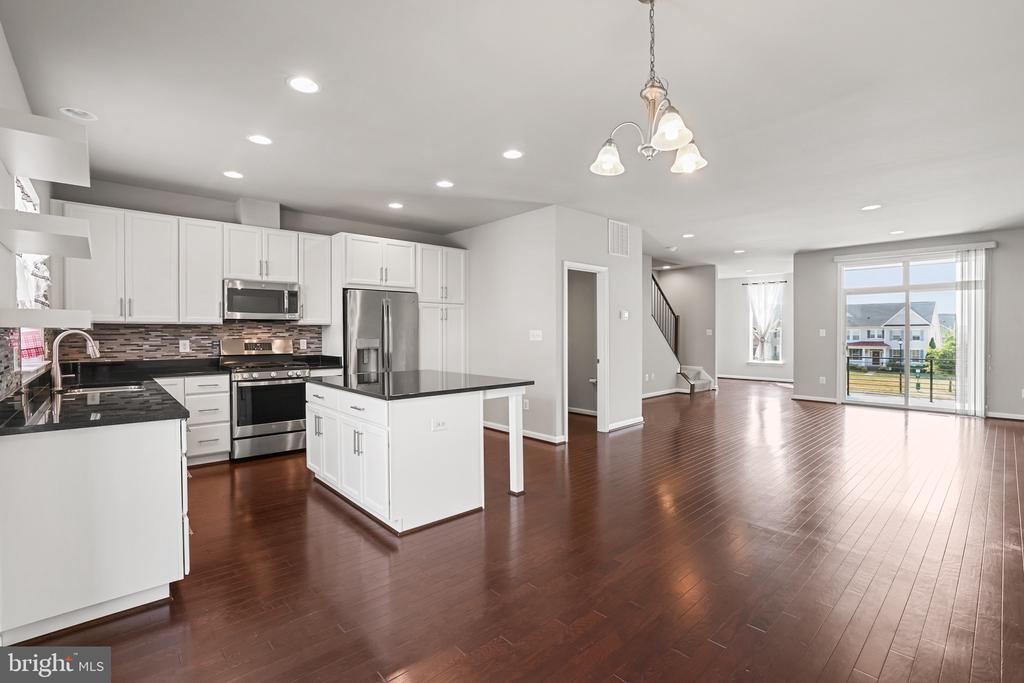21067 Stone Bluff Ter