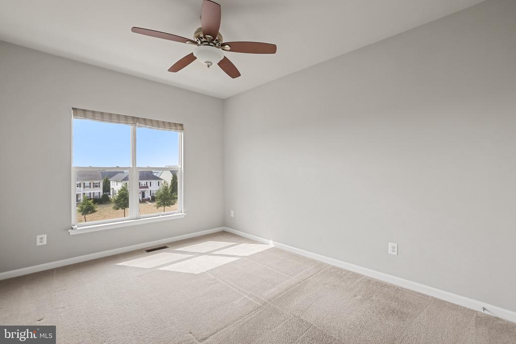 21067 Stone Bluff Ter