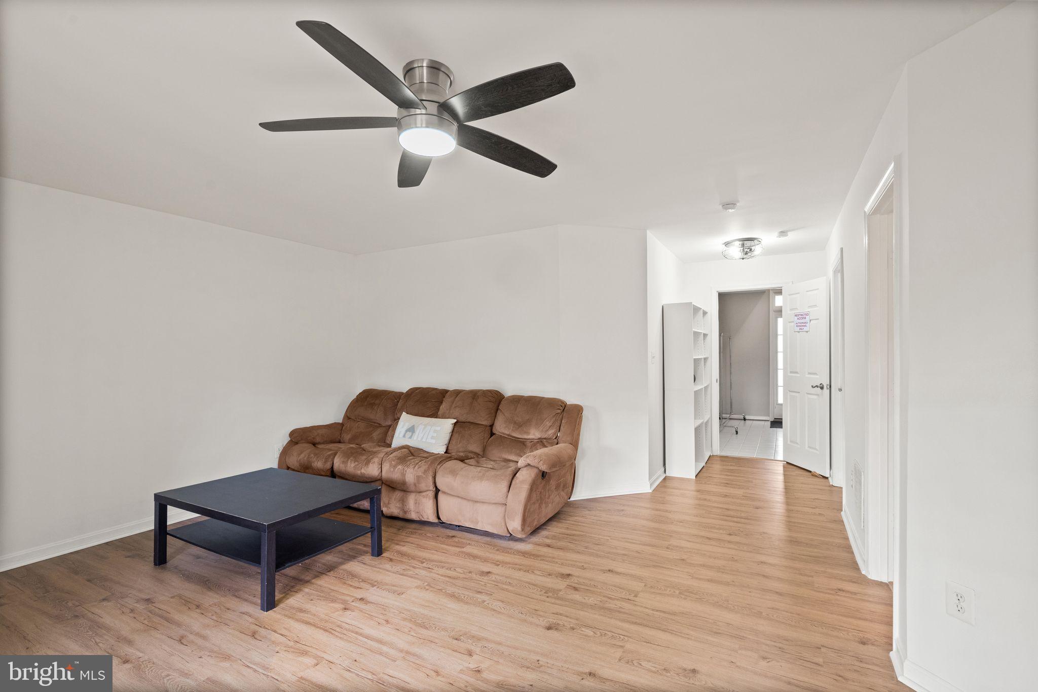 21826 Kings Crossing Ter