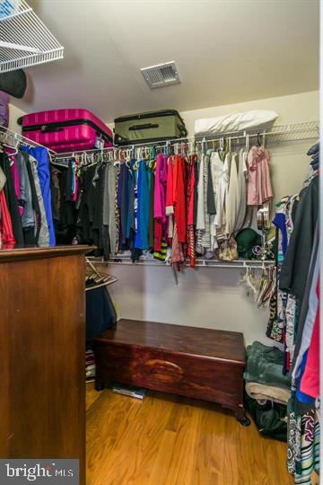 21875 RAILWAY TER #200