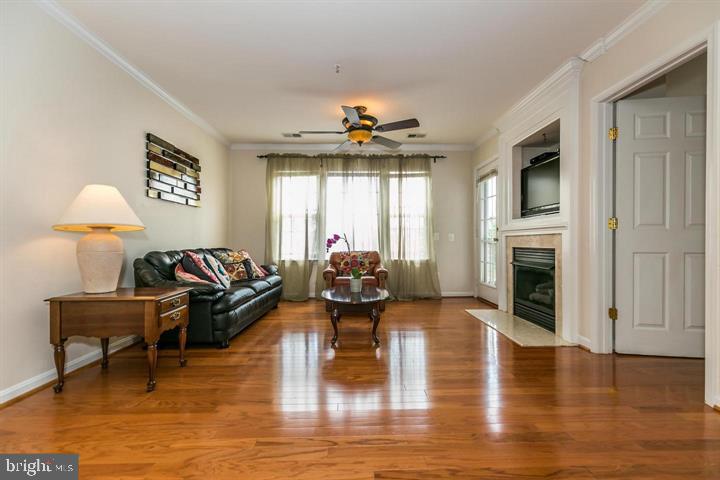 21875 RAILWAY TER #200