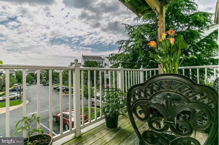 21875 RAILWAY TER #200