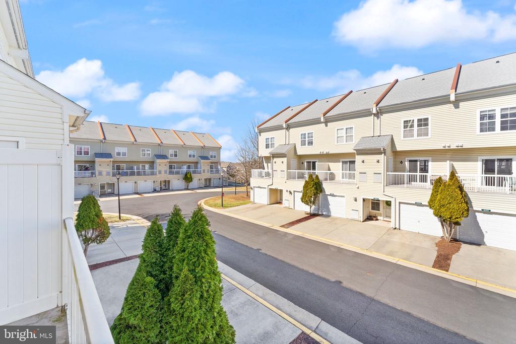 42427 Goldenseal Sq