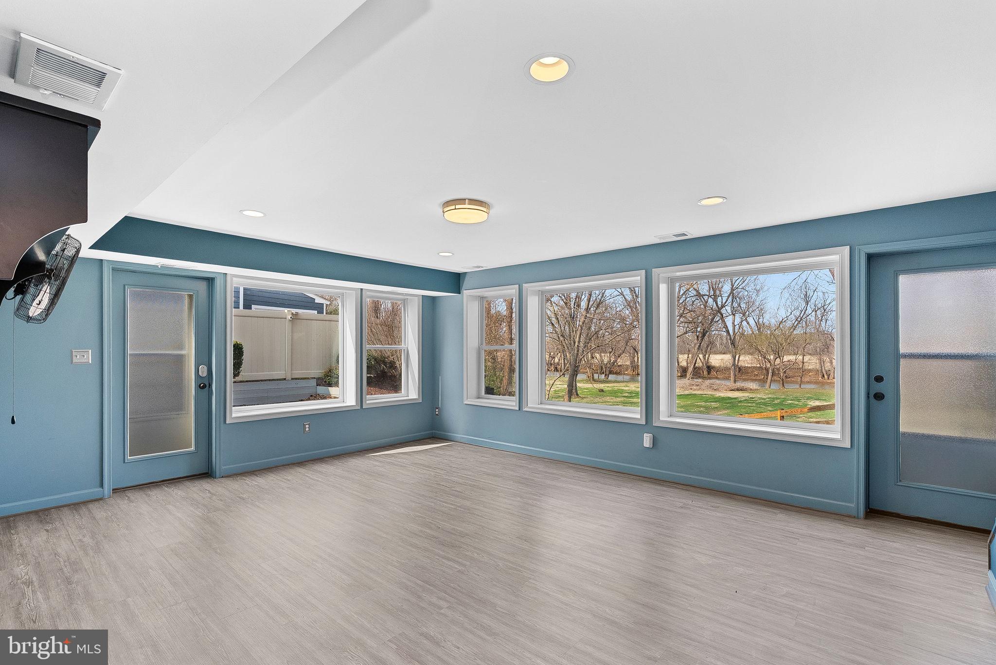 19451 YOUNGS CLIFF ROAD